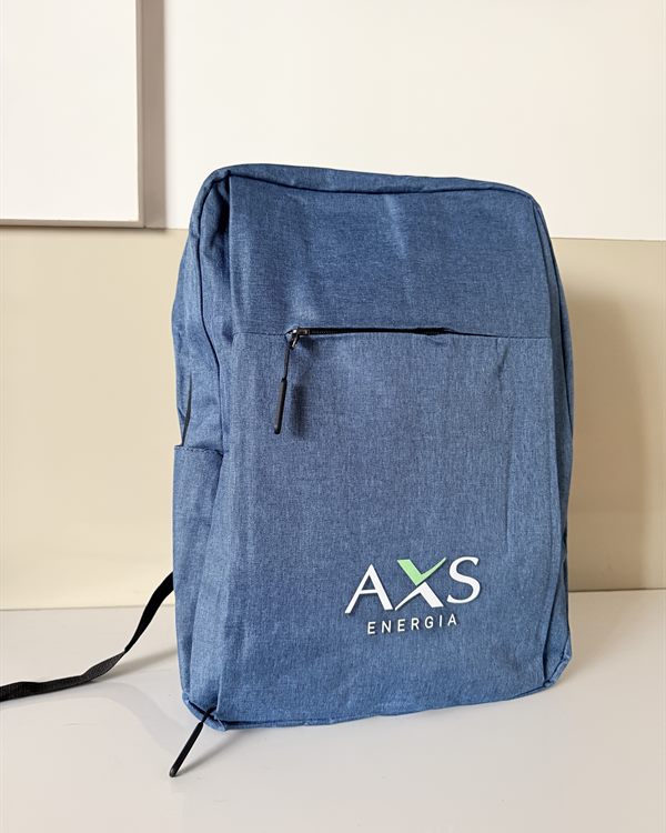 Mochila de nylon personalizada em DTF, produzida pela Ponto Certo Brindes.