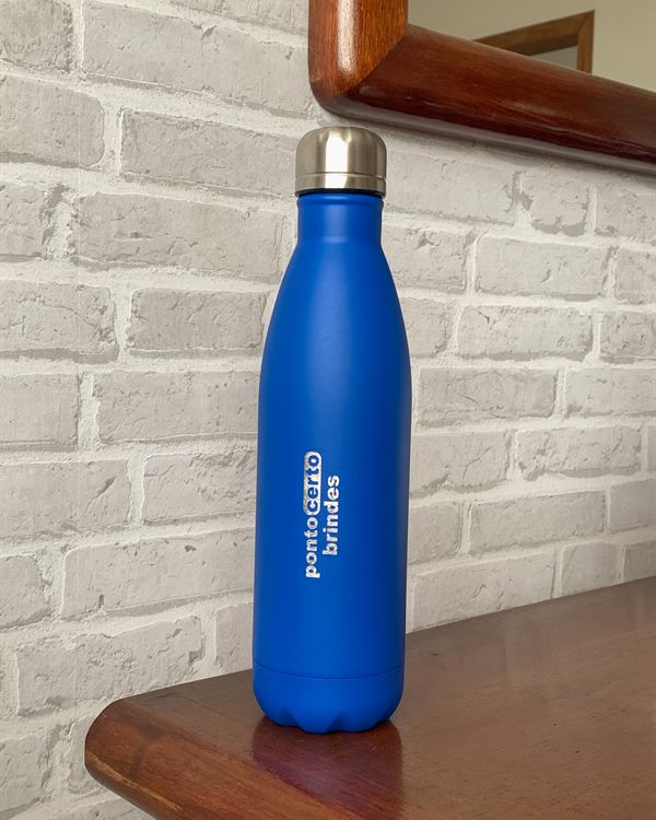 Garrafa de inox personalizada no laser, produzida pela Ponto Certo Brindes.
